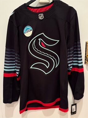 Fanatics Black Premium NHL Jersey Tag - Size 46